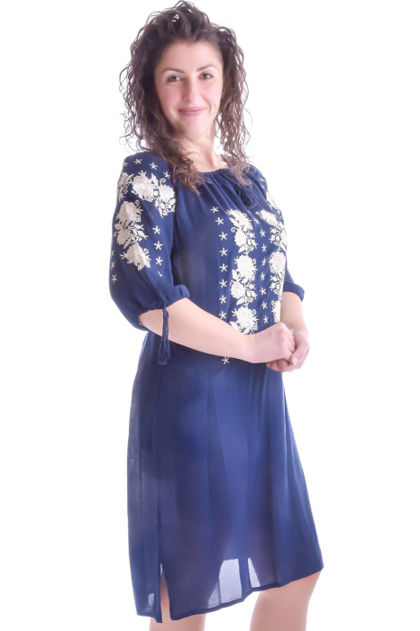 Rochie traditionala midi albastra cu motiv floral crem Catalina [2]