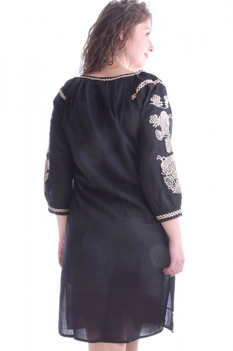 Rochie traditionala midi neagra cu motiv floral crem Ramona [3]