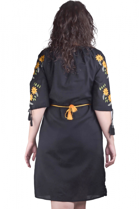 Rochie traditionala midi neagra cu motiv floral galben Smaranda [3]
