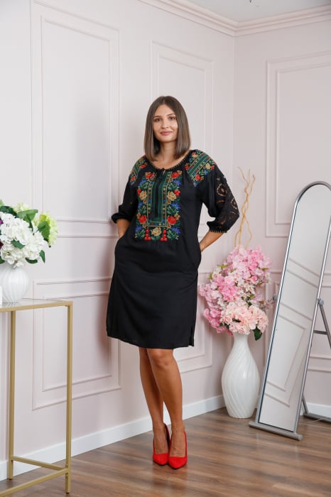 Rochie traditionala neagra cu motiv floral multicolor Simona 04 [4]