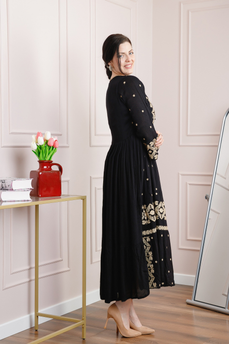 Rochie traditionala neagra cu motiv geometric crem Virginia 02 [3]