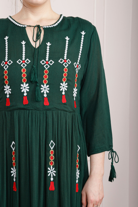 Rochie traditionala verde cu motiv floral multicolor Georgiana 01 [2]