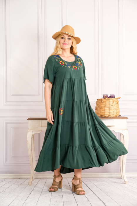 Rochie verde boho chic cu aplicatie florala pe bust [2]