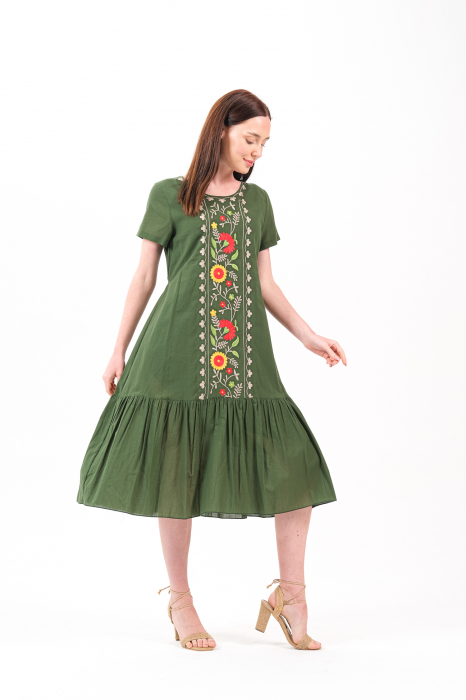 Rochie verde boho chic cu broderie florala