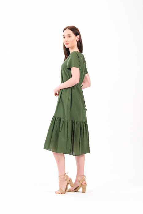 Rochie verde boho chic cu broderie florala [2]