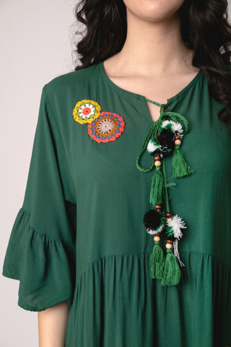 Rochie verde boho chic cu volane si maneci largi [2]