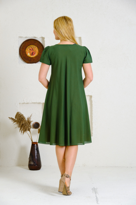 Rochie verde cu detaliu floral perforat [3]