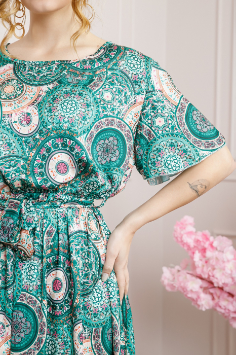Rochie verde cu imprimeuri mandala si volanas la maneci [2]