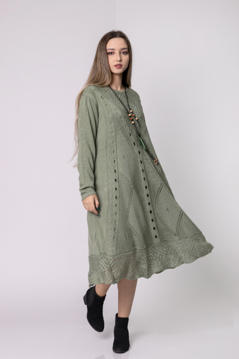 Rochie verde fistic boho chic cu model tricotat romburi [3]