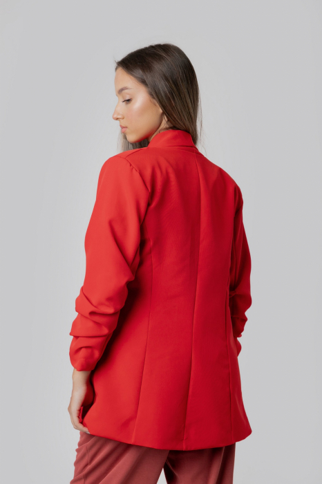 Sacou rosu cu maneci incretite [3]