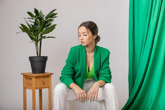 Sacou verde smarald cu maneci incretite [6]