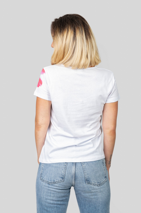 Tricou alb cu imprimeuri florale si decolteu in V [3]