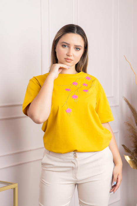 Tricou galben casual cu imprimeu floral roz [3]