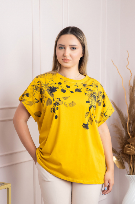 Tricou galben casual cu imprimeuri florale negre