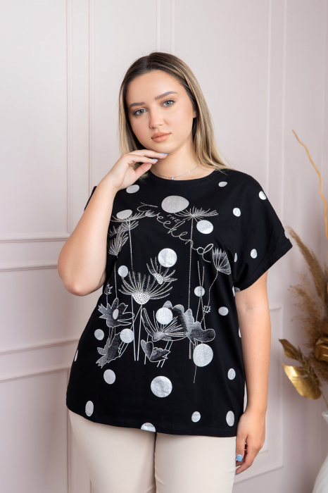 Tricou negru cu strasuri si imprimeuri florale albe [3]