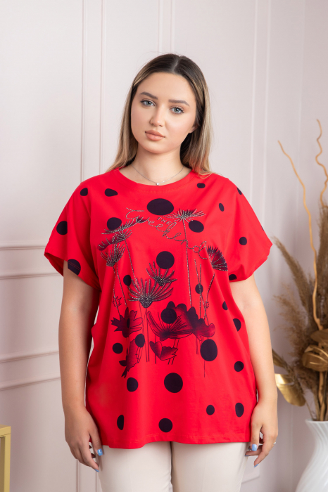 Tricou rosu cu strasuri si imprimeuri florale negre [3]