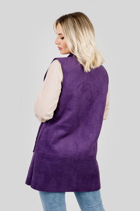 Vesta tip cojoc mov cu buzunare aplicate [3]