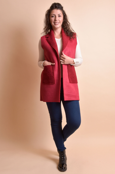 Vesta tip cojoc rosie cu buzunare aplicate [6]