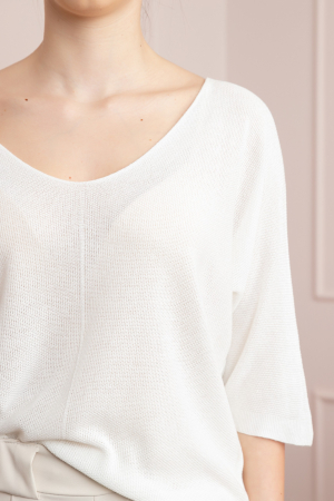 Bluza alba cu maneci liliac [1]