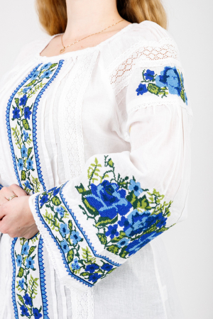 Bluza alba cu motiv floral albastru Francesca 06 [1]