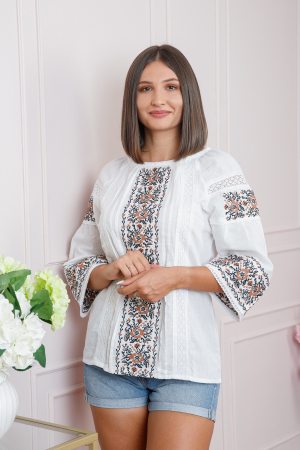 Bluza alba cu motiv floral crem Geanina [2]