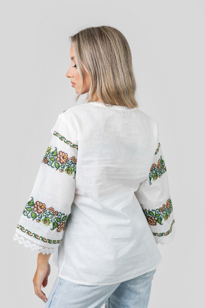 Bluza alba cu motiv floral multicolor Dalia 01 [2]