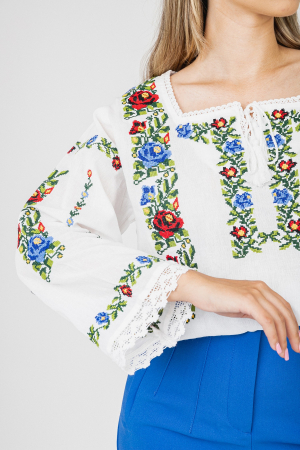 Bluza alba cu motiv floral multicolor Dalia 03 - maneca lunga [1]