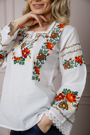 Bluza alba cu motiv floral multicolor Emanuela [1]