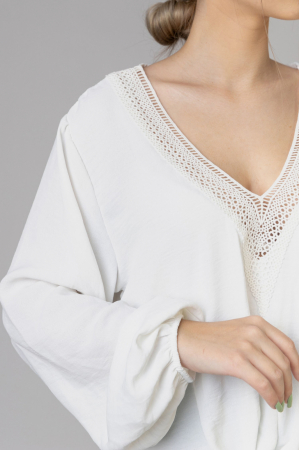 Bluza alba cu nod in talie [1]