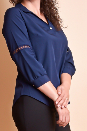 Bluza albastra cu dantela pe maneca [2]