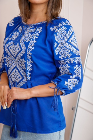 Bluza albastra cu motiv geometric alb Angela [1]