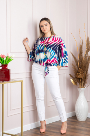 Bluza cu imprimeu zebra multicolor si colier decorativ [3]