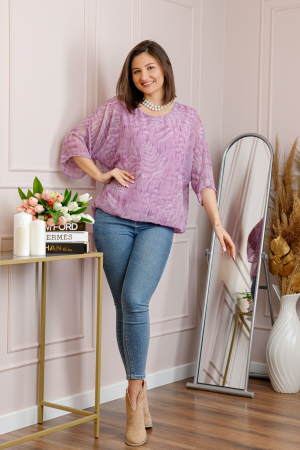 Bluza dama Maddie din voal lila cu imprimeu floral alb [3]