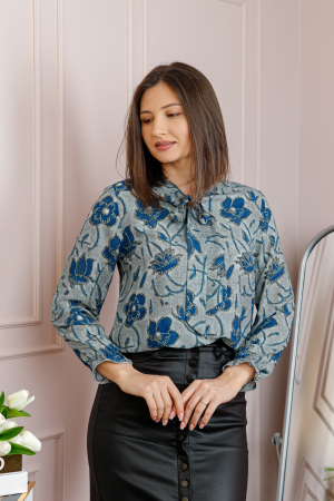 Bluza eleganta Nathalie cu funda la gat si imprimeu albastru pe fond gri [2]