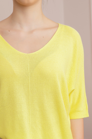 Bluza galbena cu maneci liliac [1]