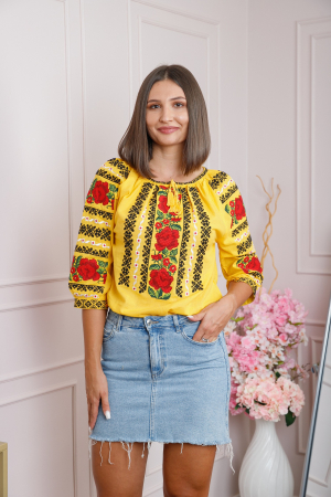 Bluze cu motive traditionale - Bluza galbena cu motiv floral rosu Anita
