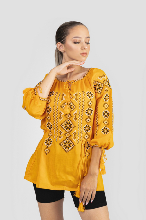 Bluze cu motive traditionale - Bluza galbena cu motiv geometric multicolor Edith