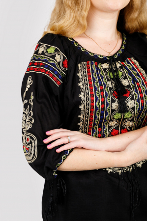 Bluza neagra cu motiv floral multicolor Irene 02 [1]