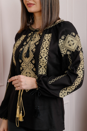 Bluza neagra cu motiv geometric auriu Marlena 04 [1]