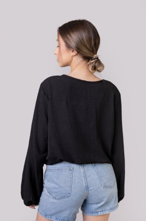 Bluza neagra cu nod in talie [2]