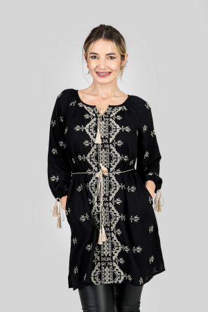 Bluze cu motive traditionale - Bluza stil tunica neagra cu motiv geometric auriu Greta