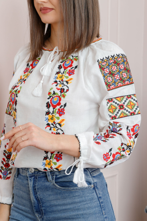 Bluza tip ie alba cu motiv floral multicolor Georgiana [1]