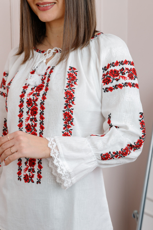 Bluza tip ie alba cu motiv floral rosu Cipriana 01 [1]