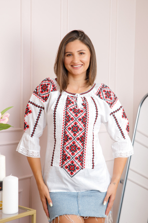 Ie cu maneca scurta - Bluza tip ie alba cu motiv floral rosu Evelina