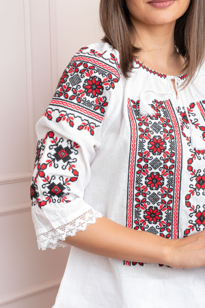 Bluza tip ie alba cu motiv floral rosu Liana 08 [1]