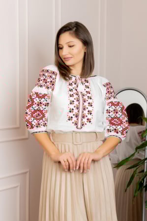 Ie cu maneca scurta - Bluza tip ie alba cu motiv geometric bicolor Magda