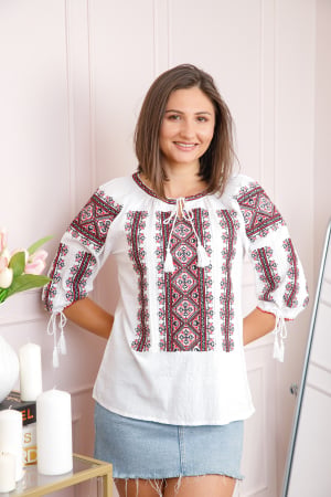 Ie cu maneca scurta - Bluza tip ie alba cu motiv geometric rosu Simina