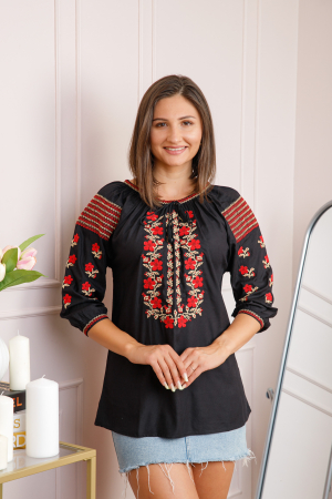 Ie cu maneca scurta - Bluza tip ie neagra cu motiv floral rosu Viorica 02