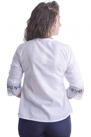 Bluza alba cu motiv floral multicolor Svetlana 01 [2]