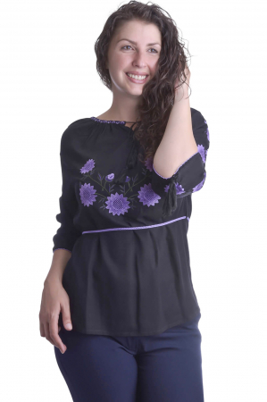 Bluza traditionala neagra cu motiv floral mov Giulia [3]